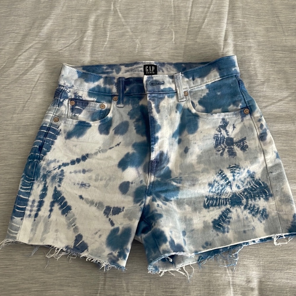 Gap Shorts size 26